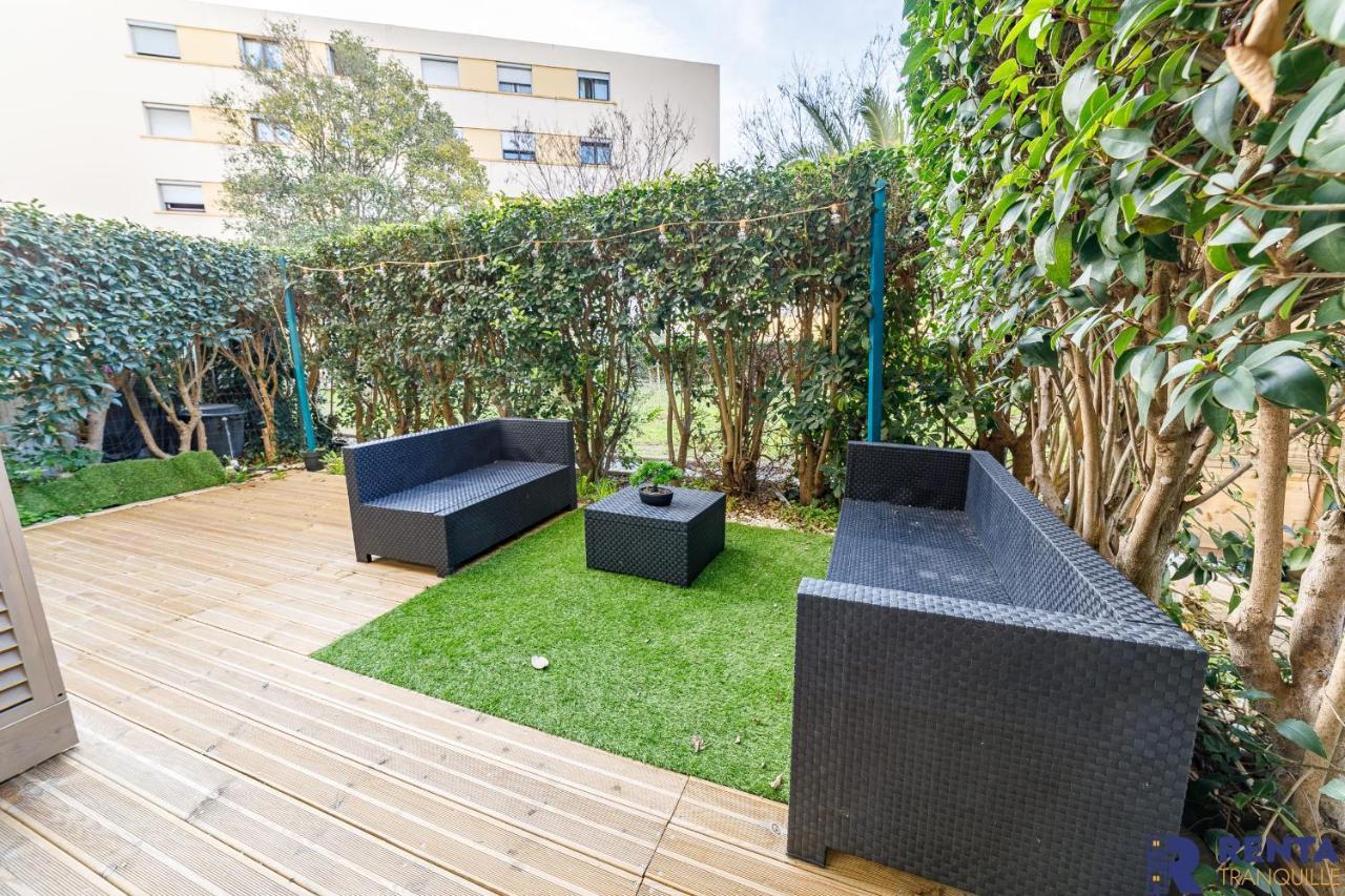 Apartament Le Provencal - Wi-Fi - Parking Fréjus Zewnętrze zdjęcie