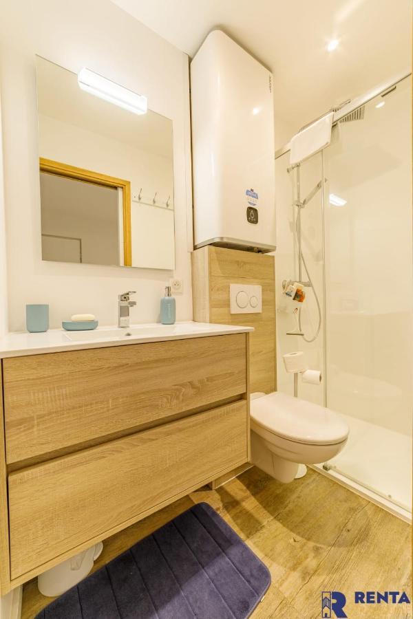Apartament Le Provencal - Wi-Fi - Parking Fréjus Zewnętrze zdjęcie